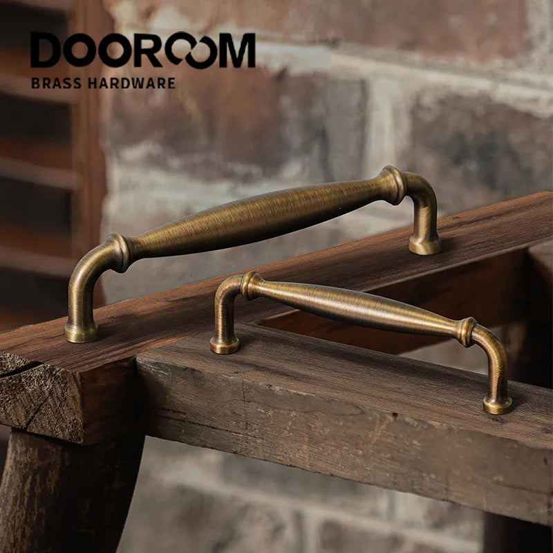 DOOROOM Brass Furniture Handles Retro Antique Bronze Kitchen Cabinet Drawer Knob Modern Drawer Pull Handle Hardware Accessoires
