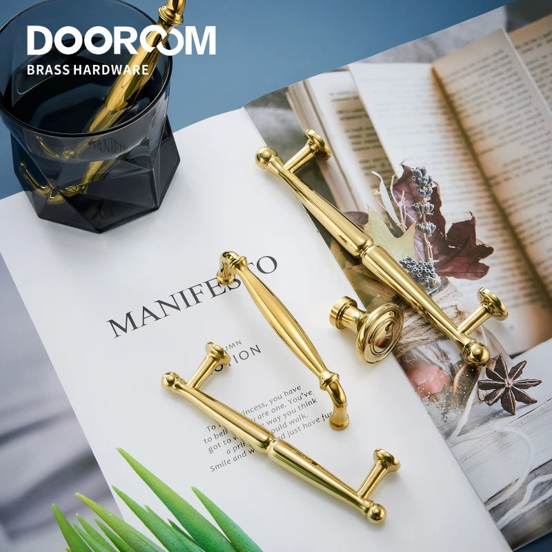 Dooroom Brass Furniture Handles Light Luxury European Gold Chrome Pulls Wardrobe Dresser Cupboard Cabinet Drawer Wine Bar Knobs