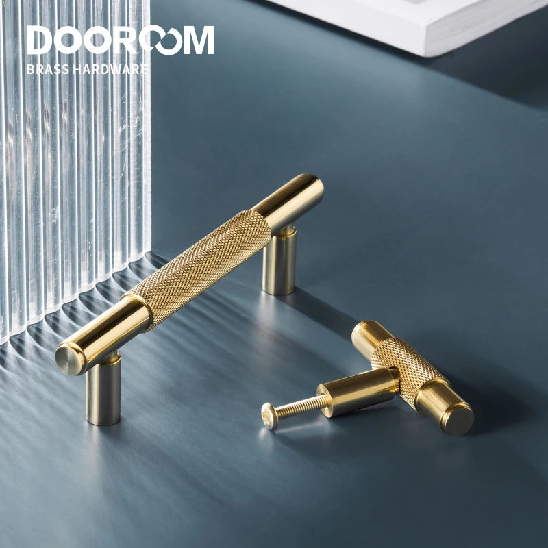 Dooroom 黄铜家具把手现代滚花闪亮金色橱柜衣柜梳妆台鞋盒抽屉柜把手 T 型把手