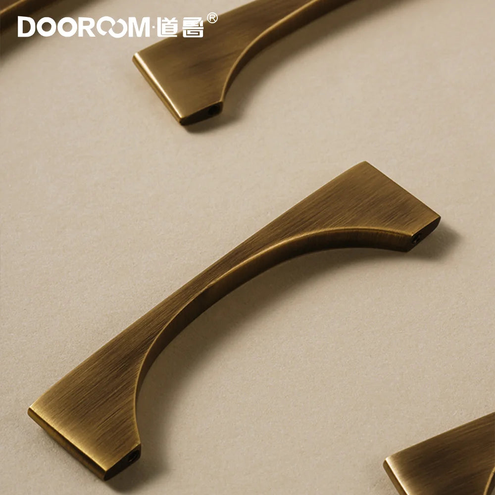 DOOROOOM High Quality Solid Brass Handle Minimalist Design Window Cabinet Door Drawer Kitchen Handle