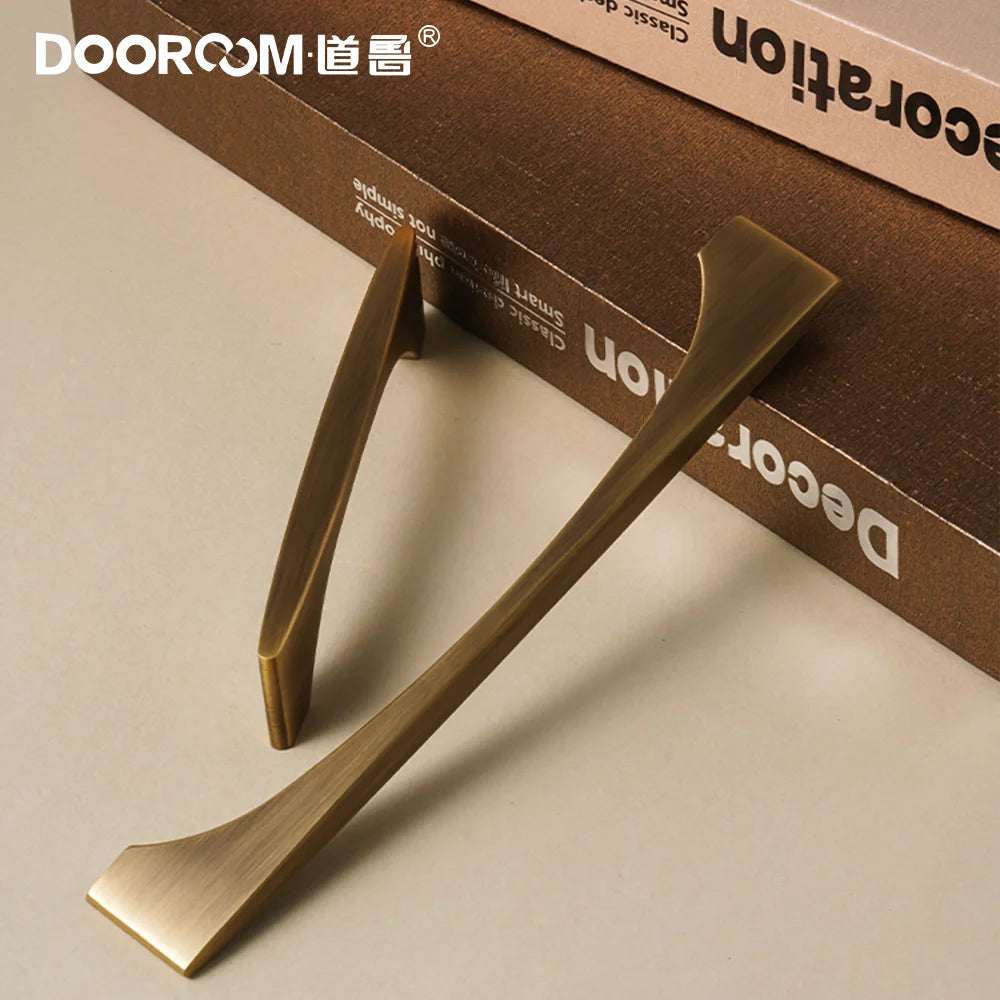 DOOROOOM High Quality Solid Brass Handle Minimalist Design Window Cabinet Door Drawer Kitchen Handle